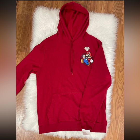 Super Mario Red Hoodie NEW - Picture 2 of 6